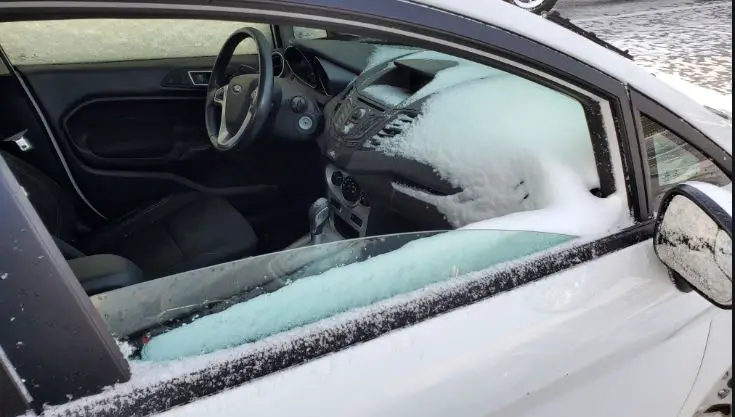 Car Window Won’t Stay Up – Common Causes and Fixes