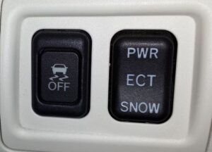 what does snow mode do in a car