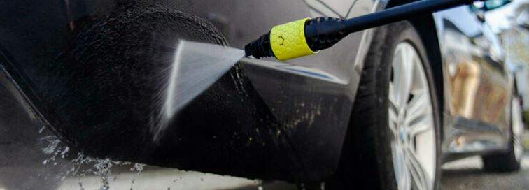 The Complete Guide to Washing Your Car With A Pressure Washer